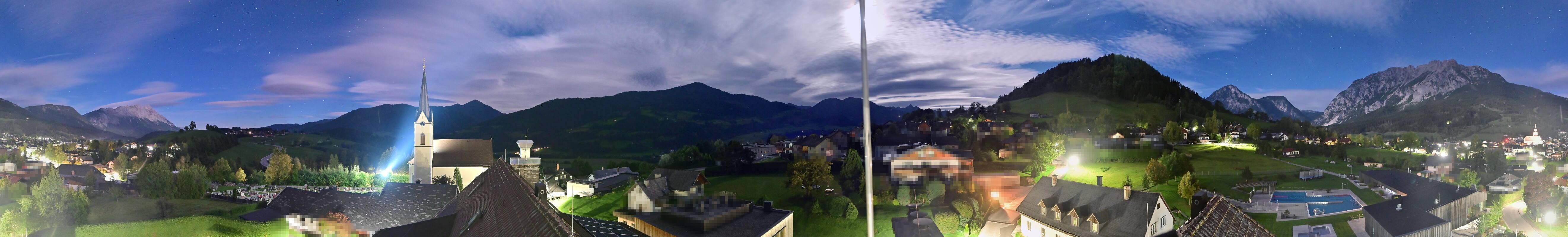 Archiv Foto Webcam Gröbming: Kirche und Panoramabad