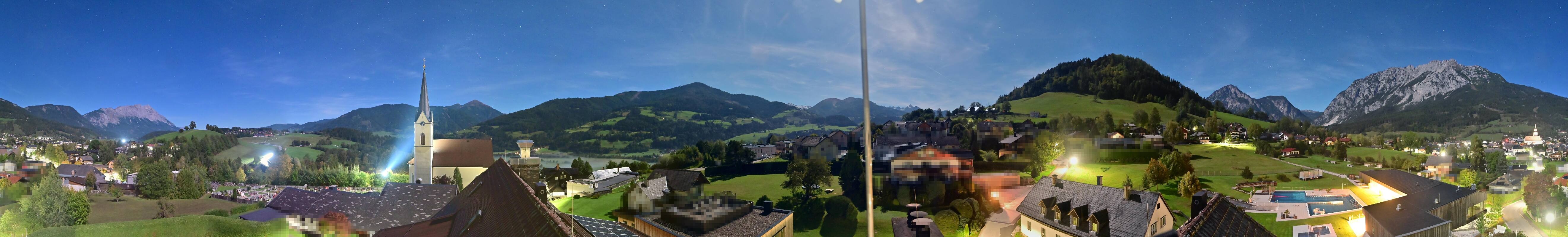Archiv Foto Webcam Gröbming: Kirche und Panoramabad