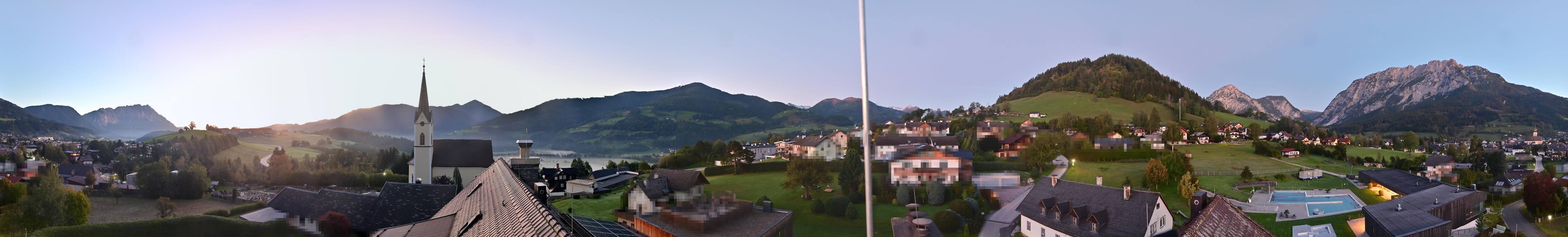 Archiv Foto Webcam Gröbming: Kirche und Panoramabad