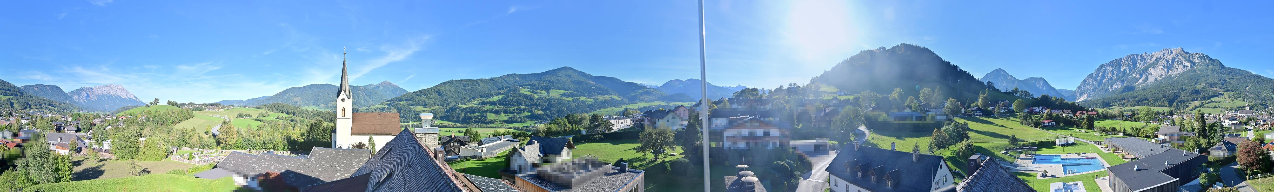 Archiv Foto Webcam Gröbming: Kirche und Panoramabad