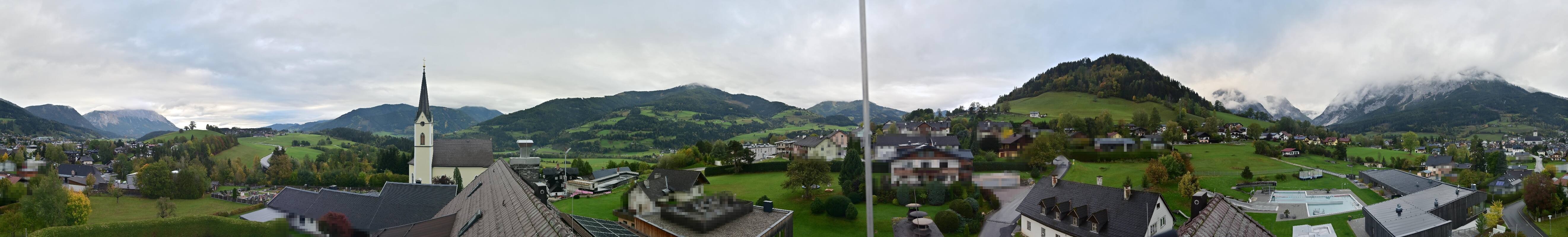 Archiv Foto Webcam Gröbming: Kirche und Panoramabad