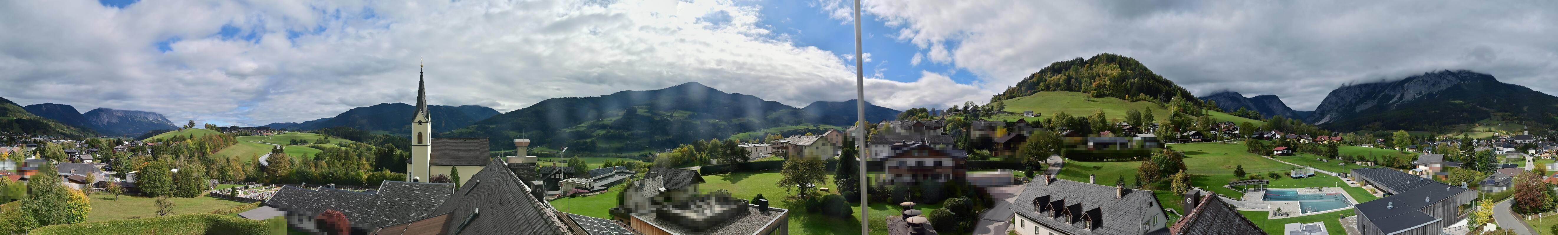 Archiv Foto Webcam Gröbming: Kirche und Panoramabad