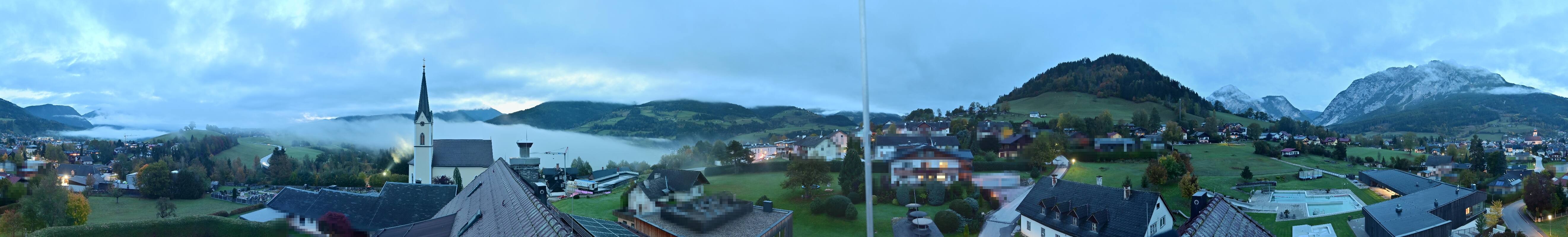 Archiv Foto Webcam Gröbming: Kirche und Panoramabad