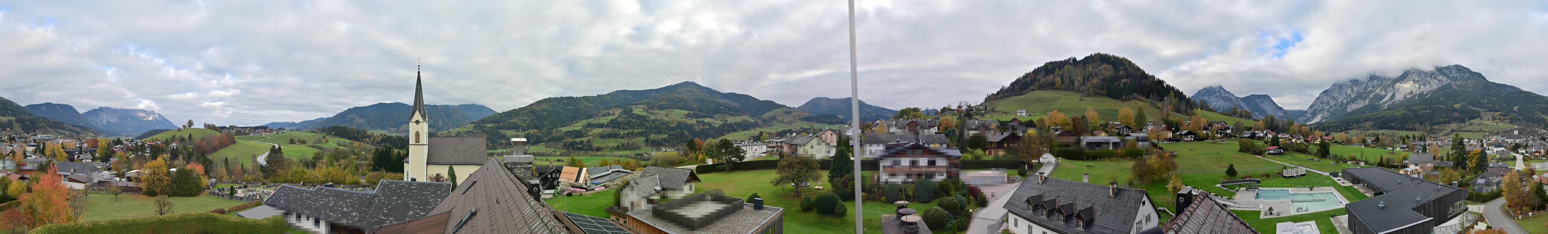 Archiv Foto Webcam Gröbming: Kirche und Panoramabad