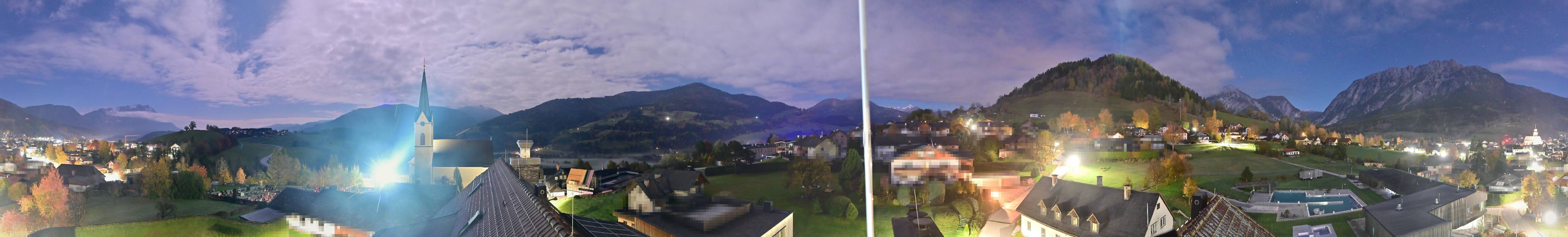 Archiv Foto Webcam Gröbming: Kirche und Panoramabad