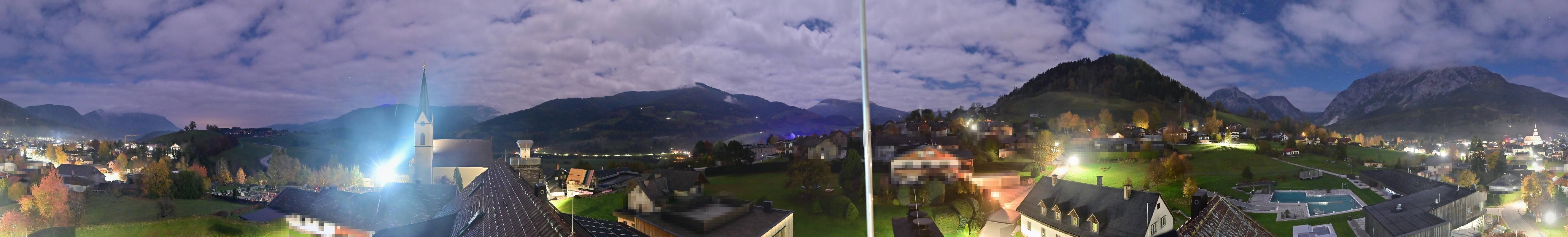 Archiv Foto Webcam Gröbming: Kirche und Panoramabad