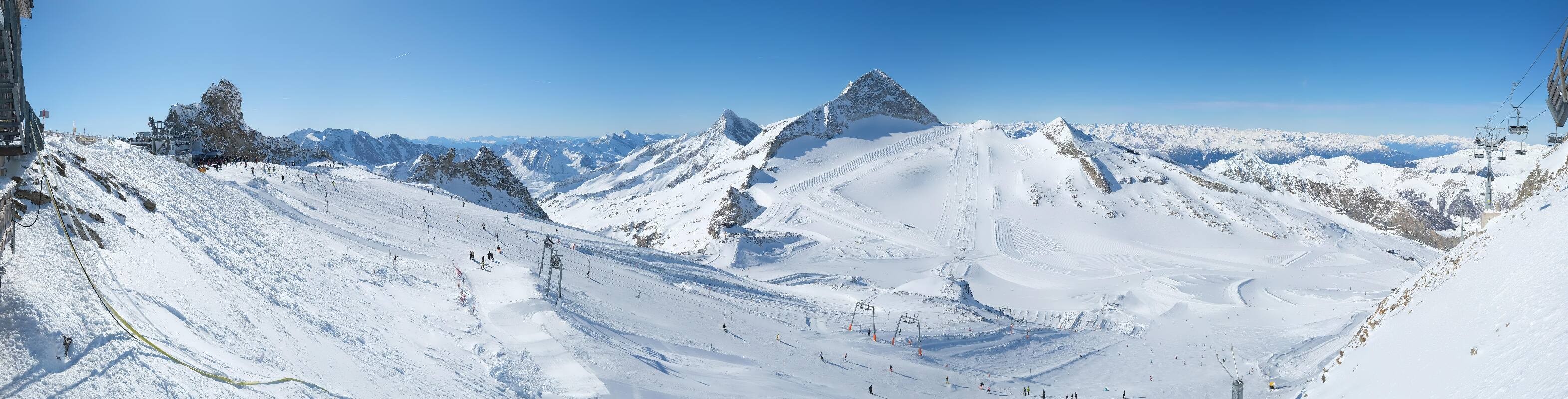 Archived image Webcam Hintertux Glacier - View from Gefrorene Wand
