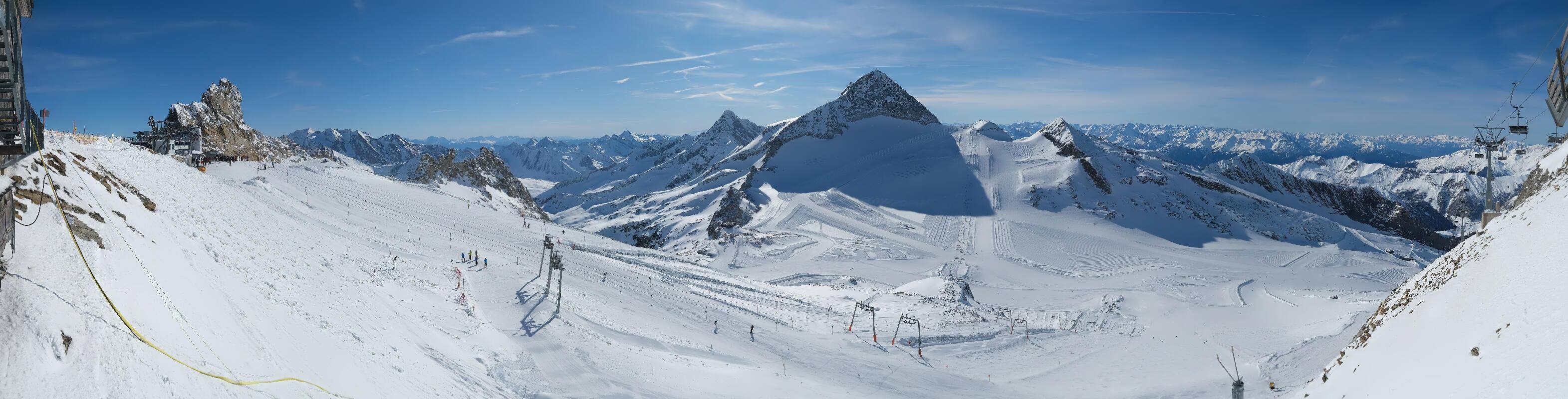 Archived image Webcam Hintertux Glacier - View from Gefrorene Wand