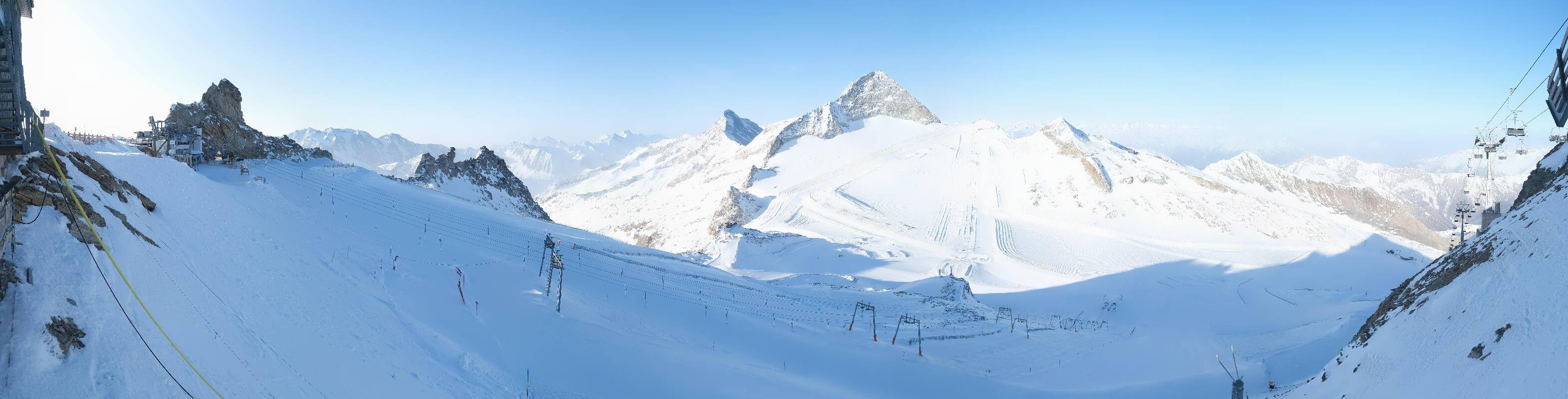 Archived image Webcam Hintertux Glacier - View from Gefrorene Wand