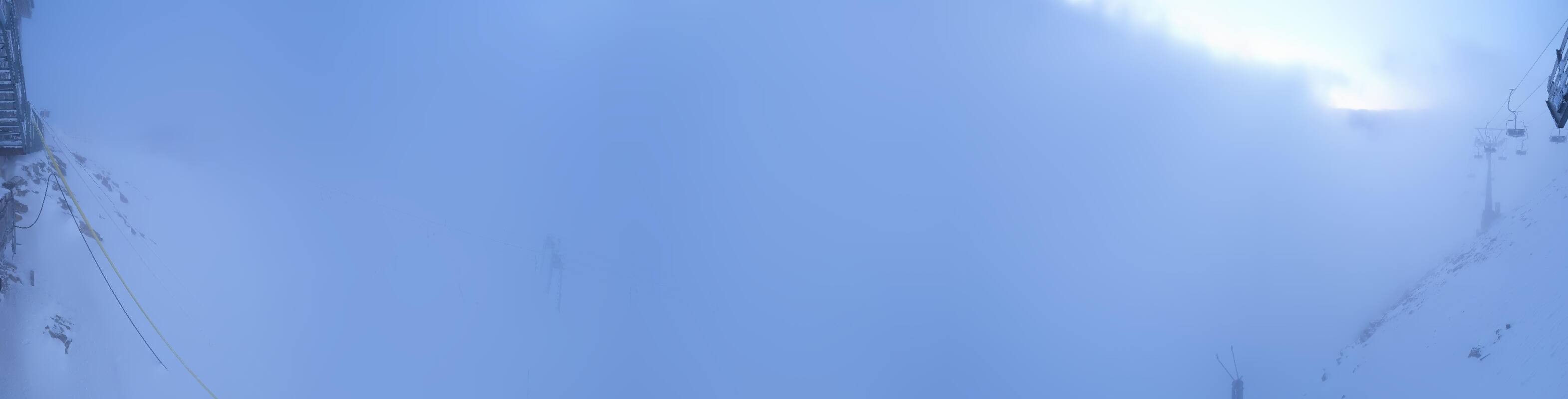 Archived image Webcam Hintertux Glacier - View from Gefrorene Wand