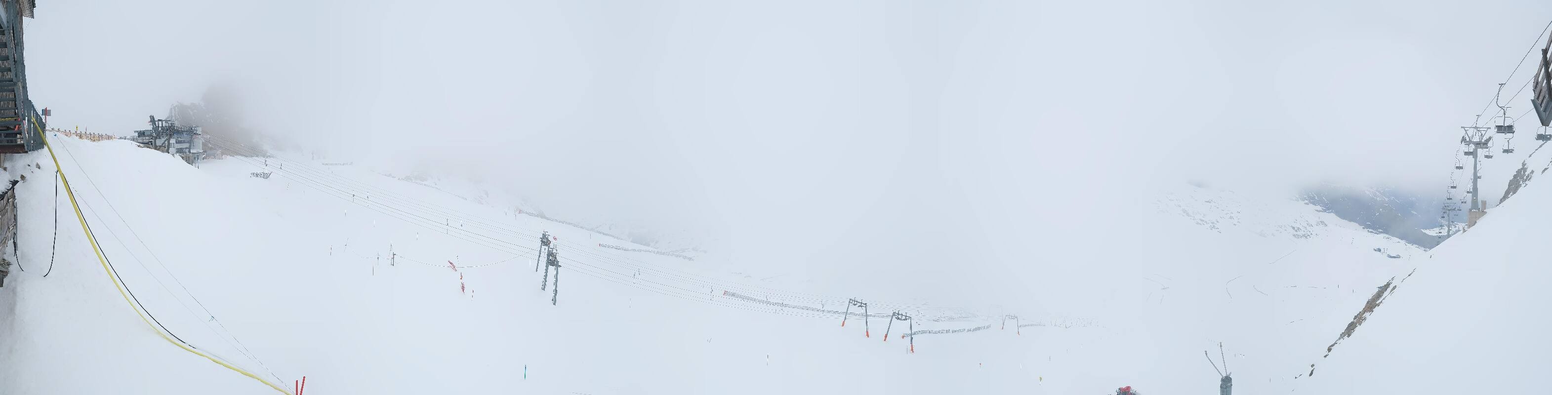 Archived image Webcam Hintertux Glacier - View from Gefrorene Wand