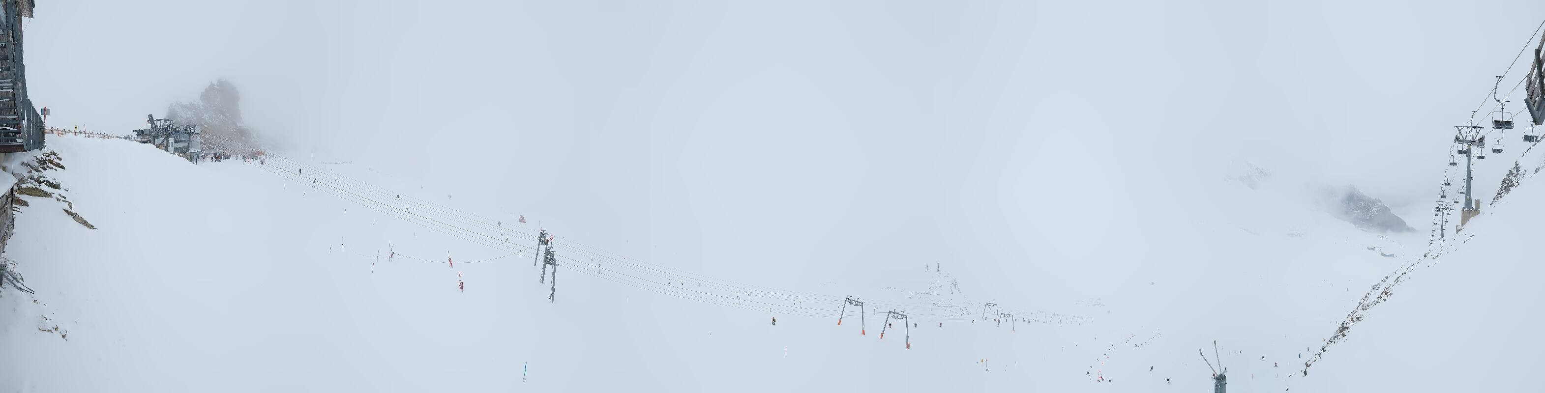Archived image Webcam Hintertux Glacier - View from Gefrorene Wand