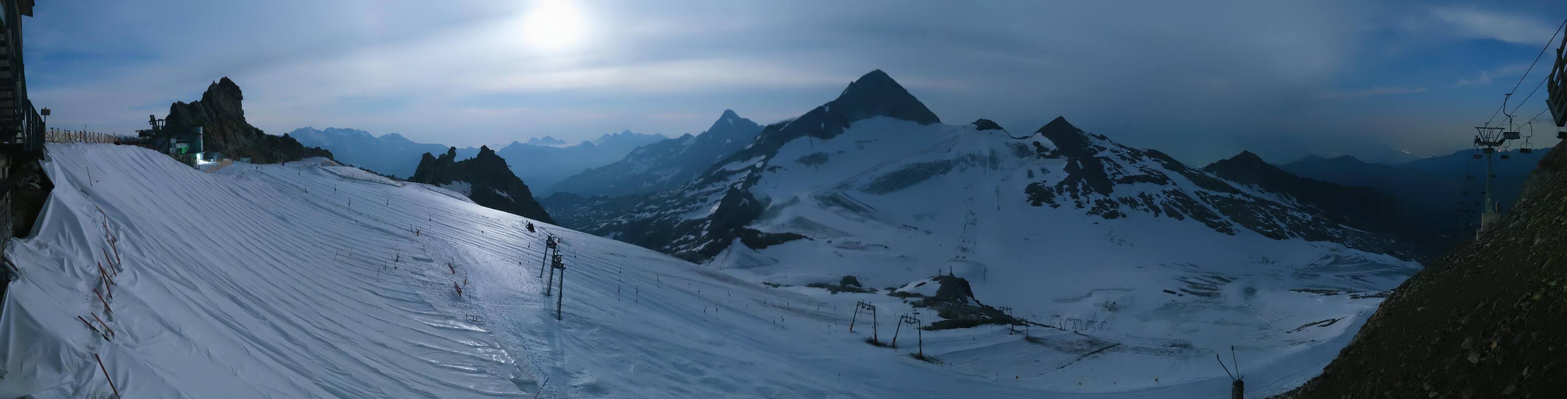 Archiv Foto Webcam Hintertuxer Gletscher - Ausblick Gefrorene Wand