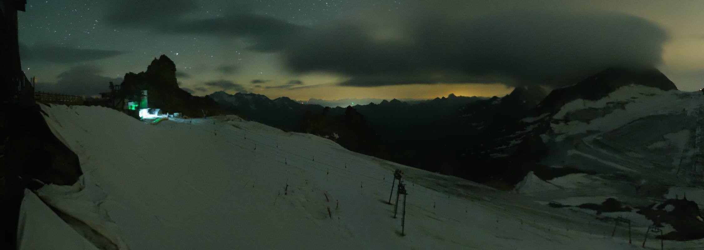 Archiv Foto Webcam Hintertuxer Gletscher - Ausblick Gefrorene Wand