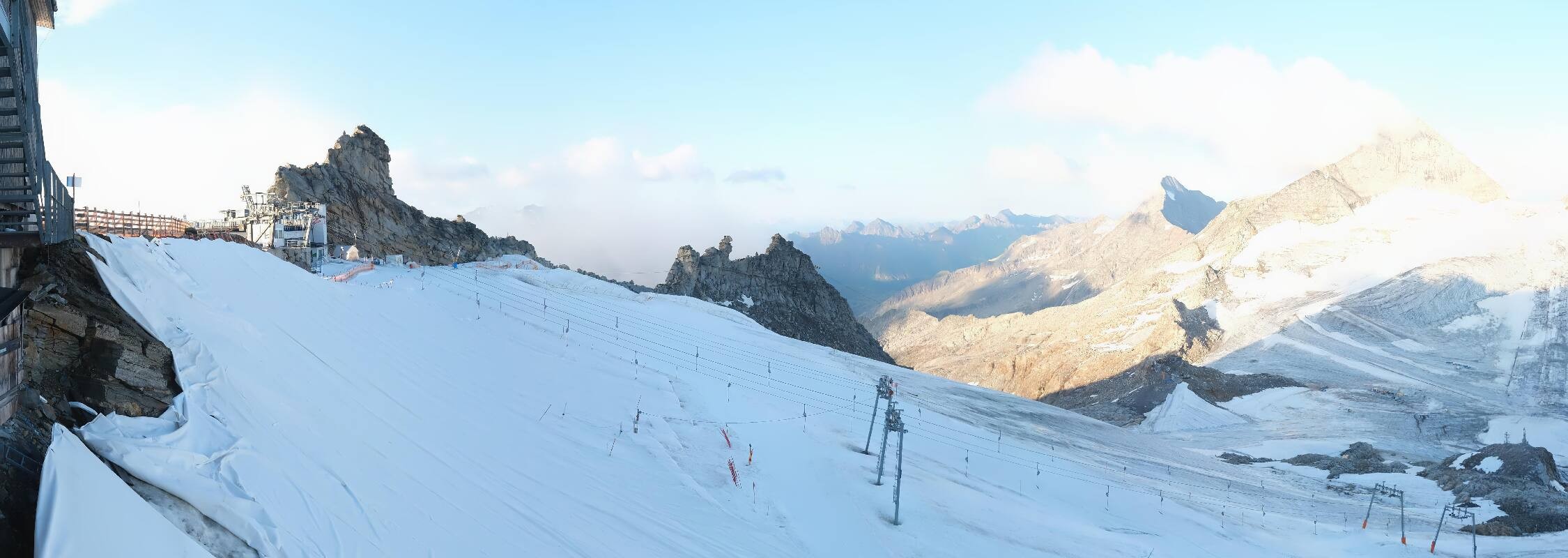 Archiv Foto Webcam Hintertuxer Gletscher - Ausblick Gefrorene Wand