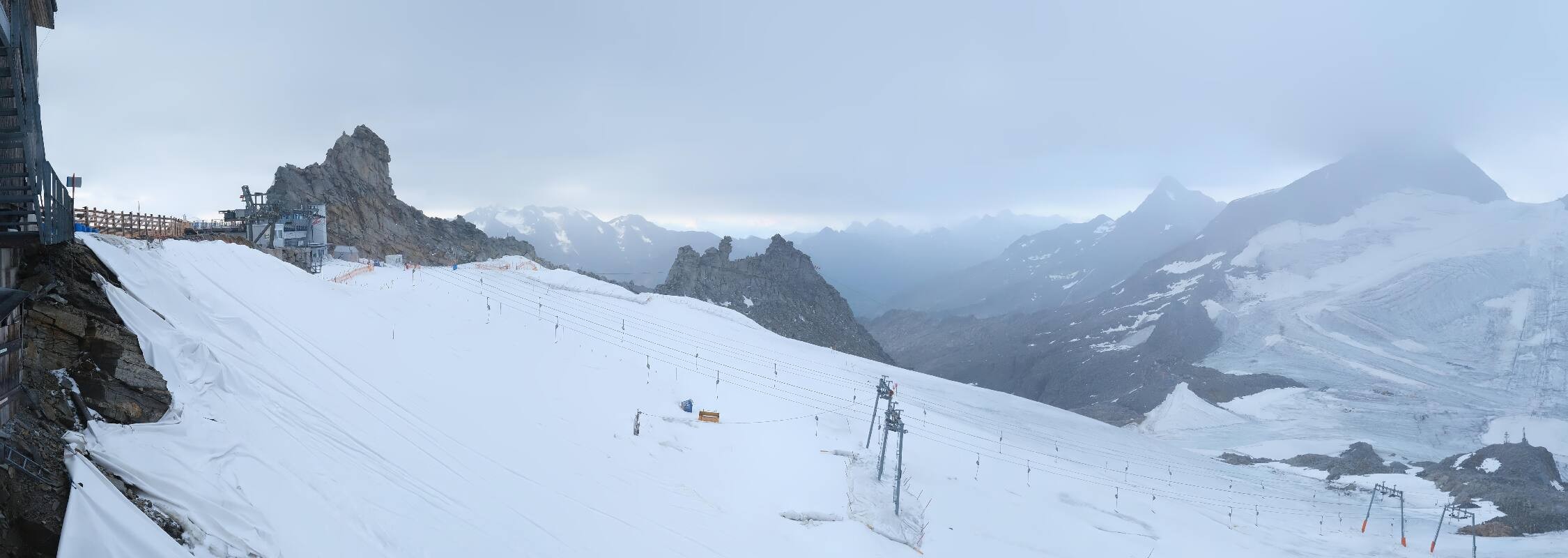 Archiv Foto Webcam Hintertuxer Gletscher - Ausblick Gefrorene Wand
