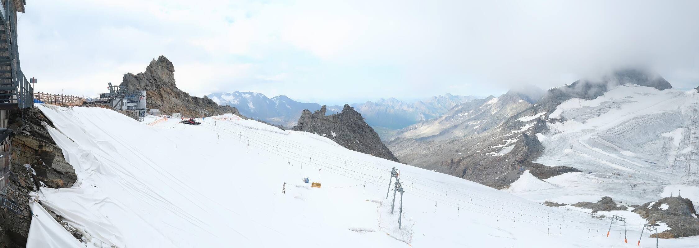 Archiv Foto Webcam Hintertuxer Gletscher - Ausblick Gefrorene Wand