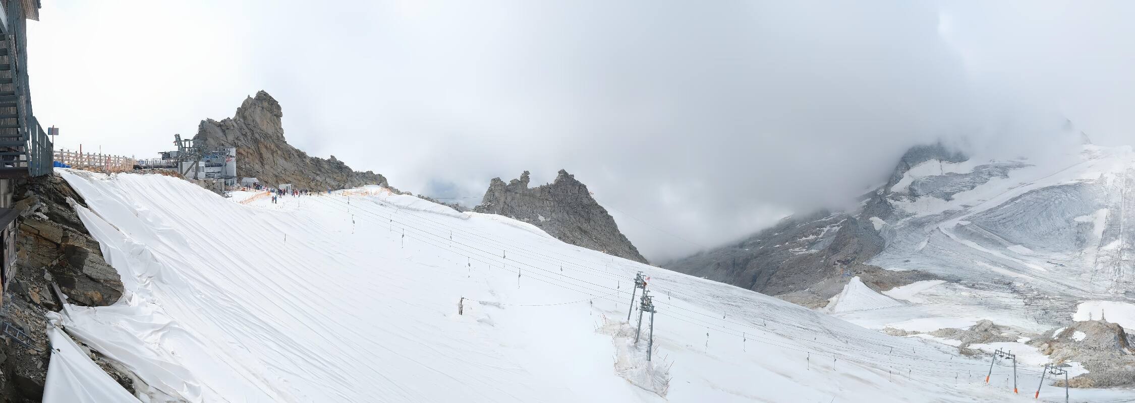 Archiv Foto Webcam Hintertuxer Gletscher - Ausblick Gefrorene Wand