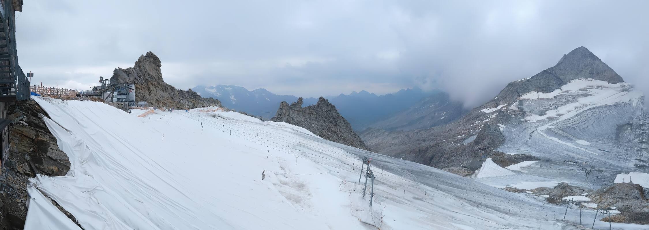 Archiv Foto Webcam Hintertuxer Gletscher - Ausblick Gefrorene Wand