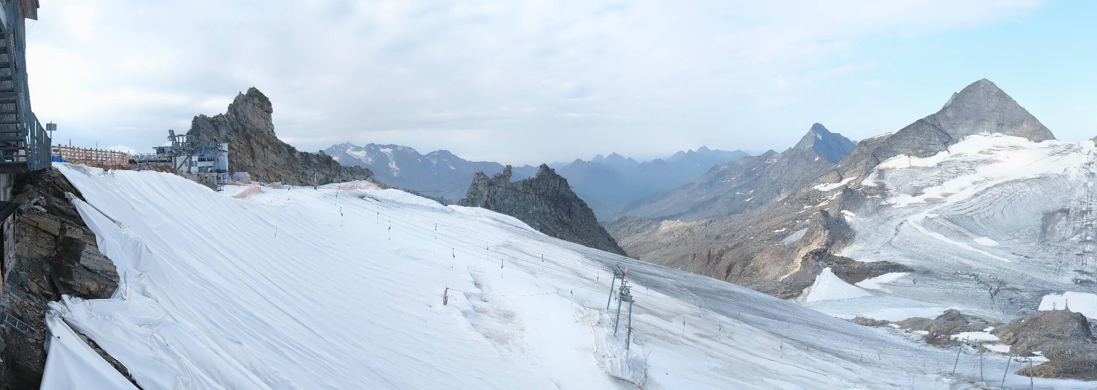 Archiv Foto Webcam Hintertuxer Gletscher - Ausblick Gefrorene Wand