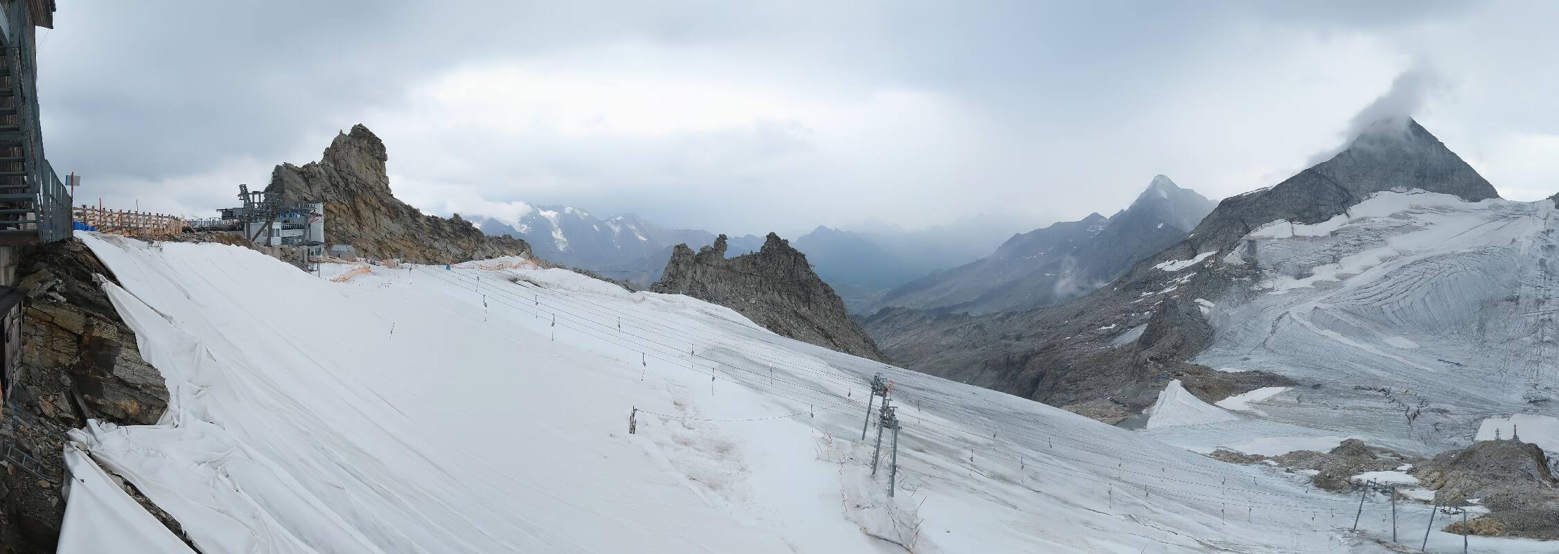 Archiv Foto Webcam Hintertuxer Gletscher - Ausblick Gefrorene Wand