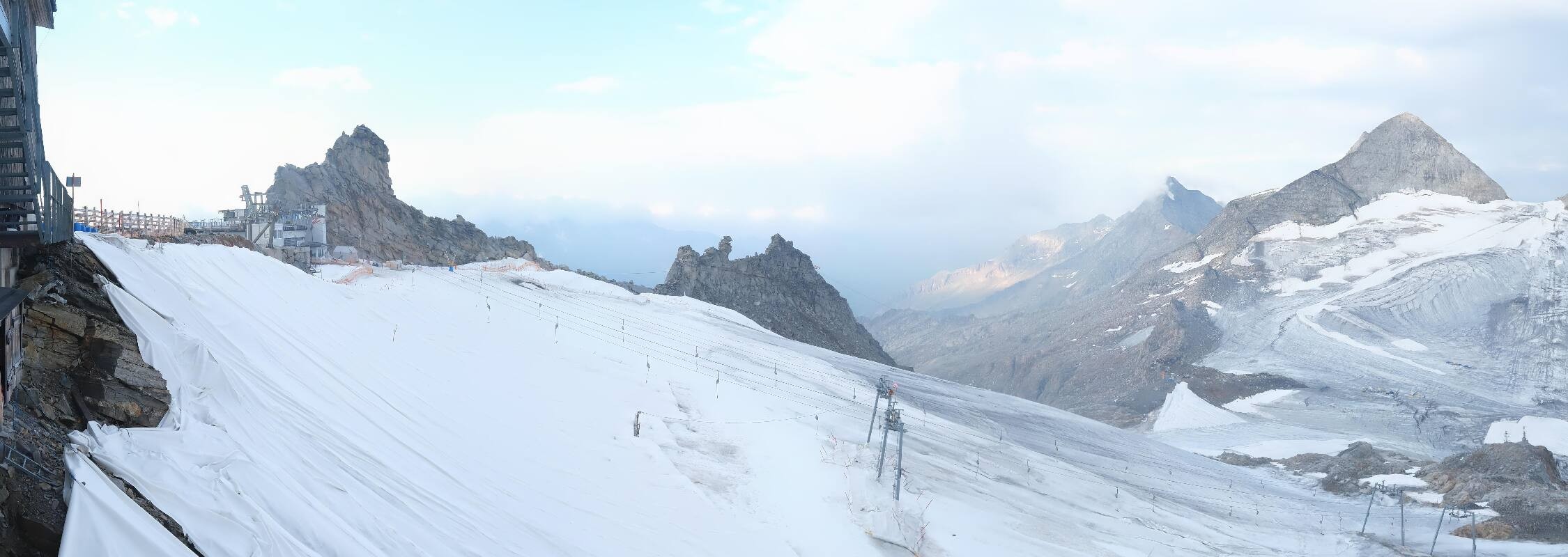 Archiv Foto Webcam Hintertuxer Gletscher - Ausblick Gefrorene Wand