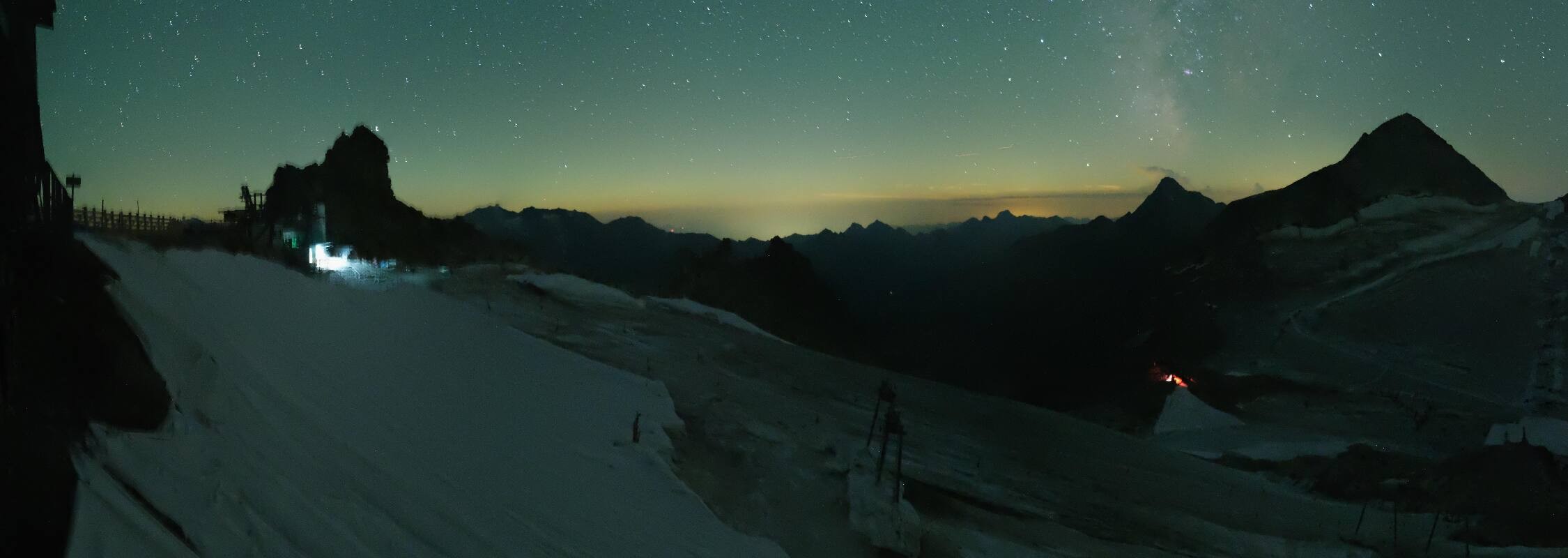 Archiv Foto Webcam Hintertuxer Gletscher - Ausblick Gefrorene Wand