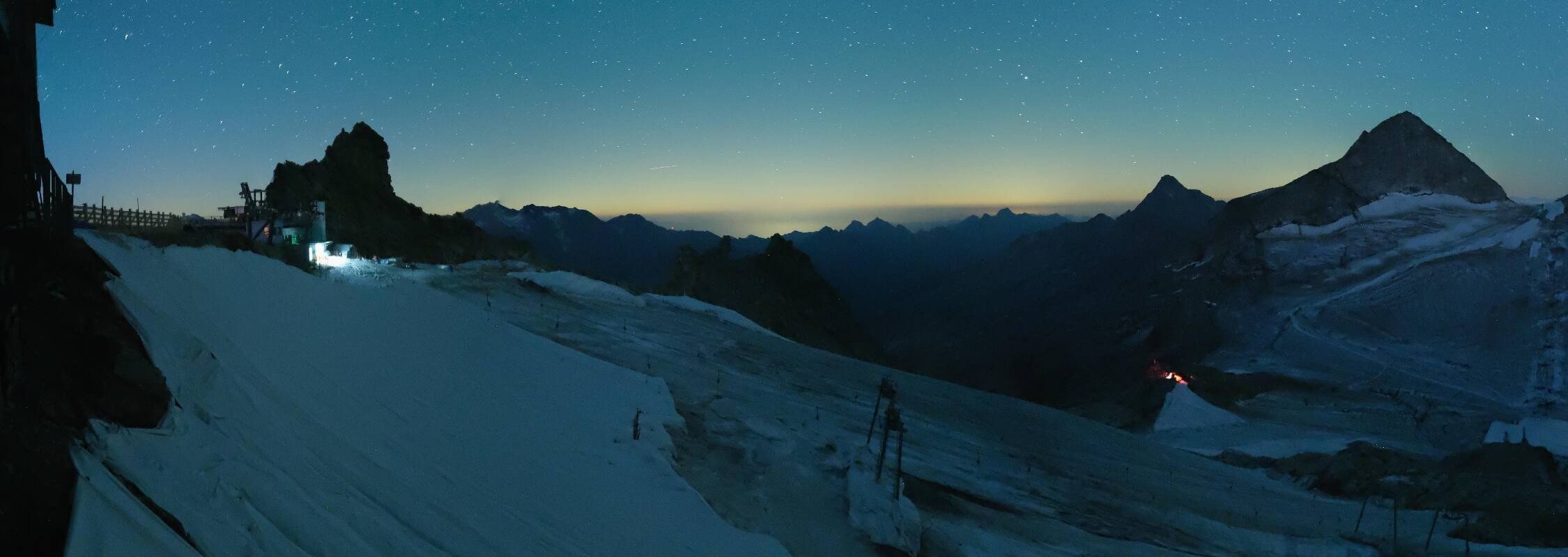 Archiv Foto Webcam Hintertuxer Gletscher - Ausblick Gefrorene Wand