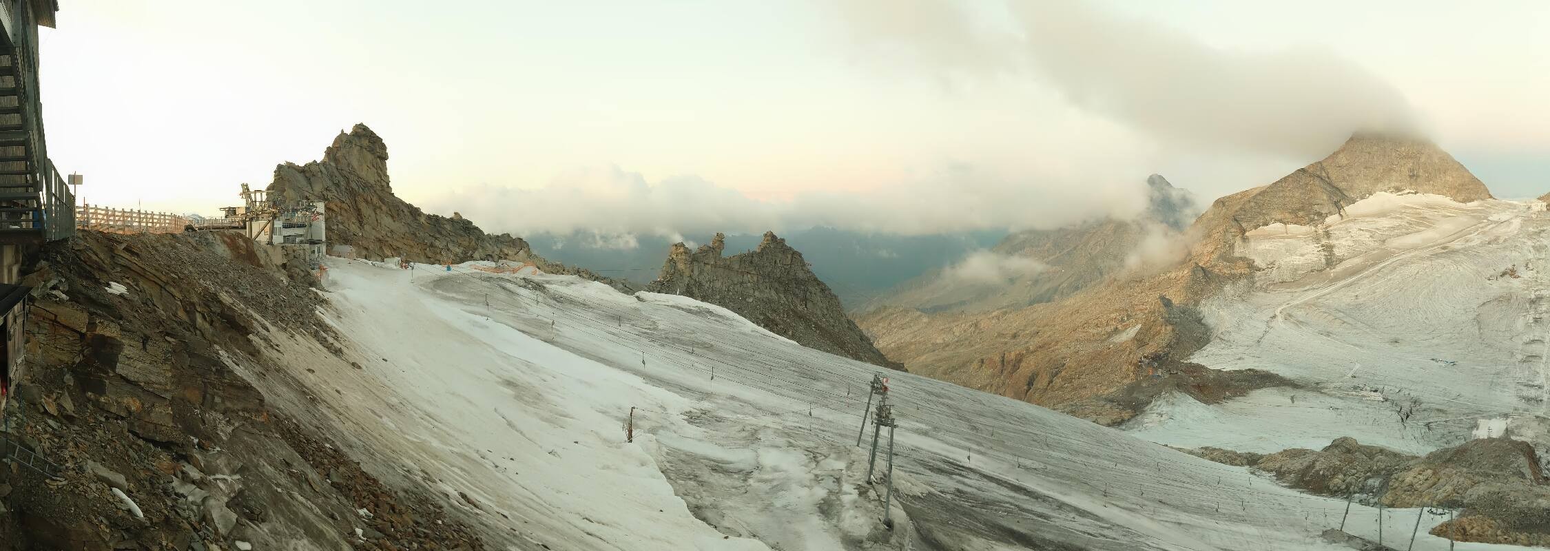 Archiv Foto Webcam Hintertuxer Gletscher - Ausblick Gefrorene Wand