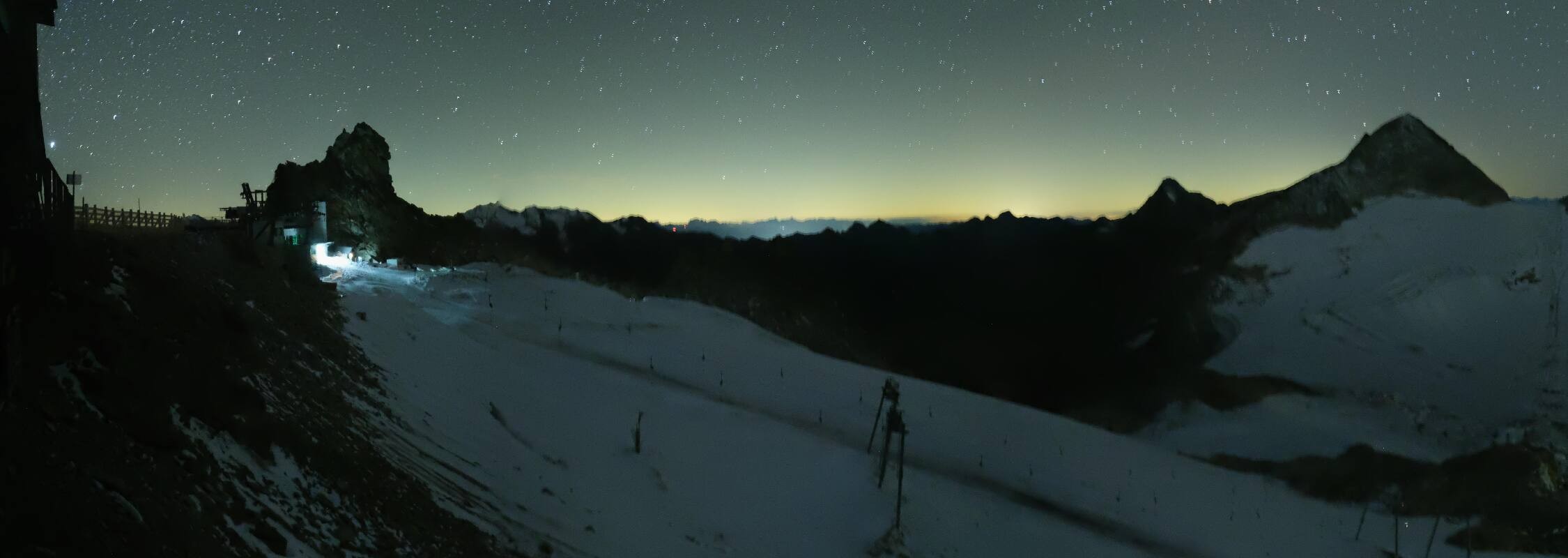 Archiv Foto Webcam Hintertuxer Gletscher - Ausblick Gefrorene Wand
