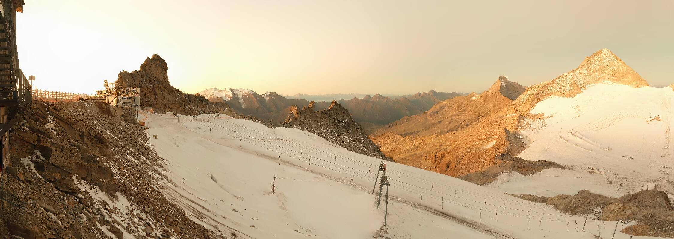 Archiv Foto Webcam Hintertuxer Gletscher - Ausblick Gefrorene Wand