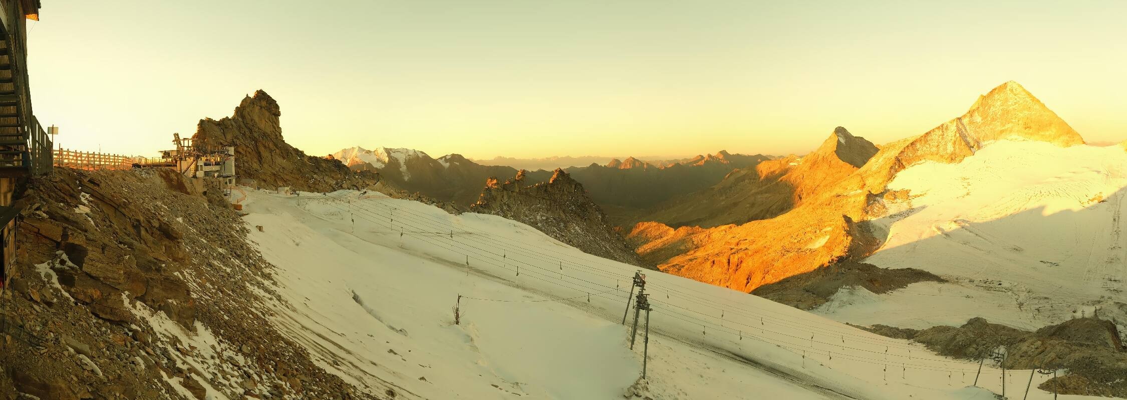 Archiv Foto Webcam Hintertuxer Gletscher - Ausblick Gefrorene Wand