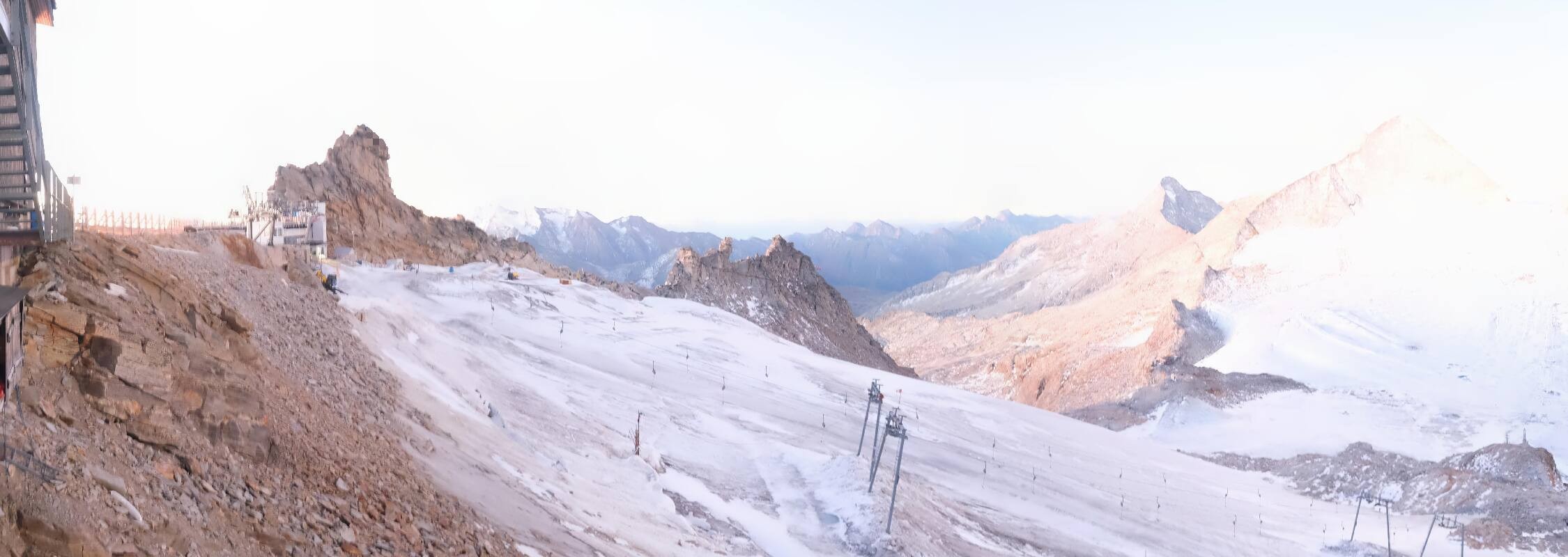 Archiv Foto Webcam Hintertuxer Gletscher - Ausblick Gefrorene Wand