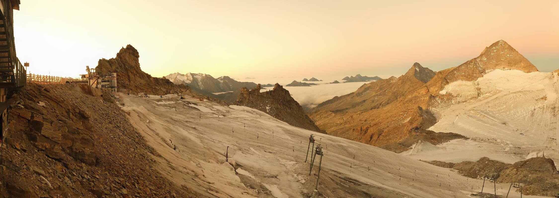 Archiv Foto Webcam Hintertuxer Gletscher - Ausblick Gefrorene Wand