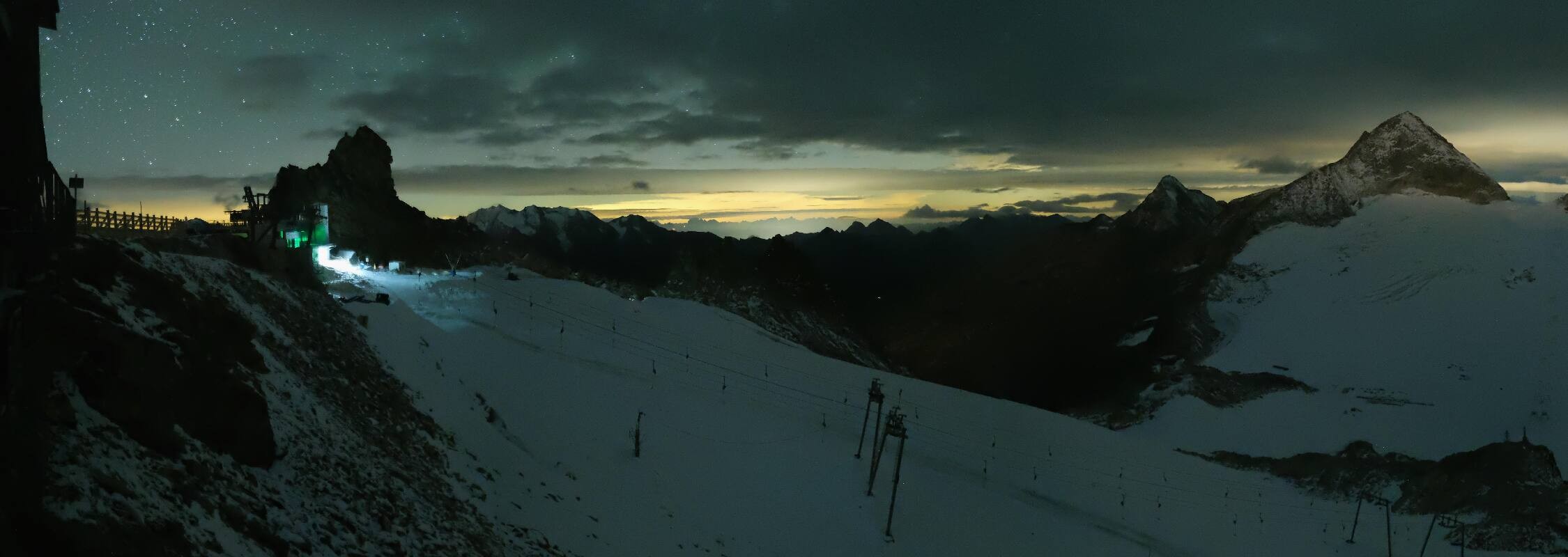 Archiv Foto Webcam Hintertuxer Gletscher - Ausblick Gefrorene Wand