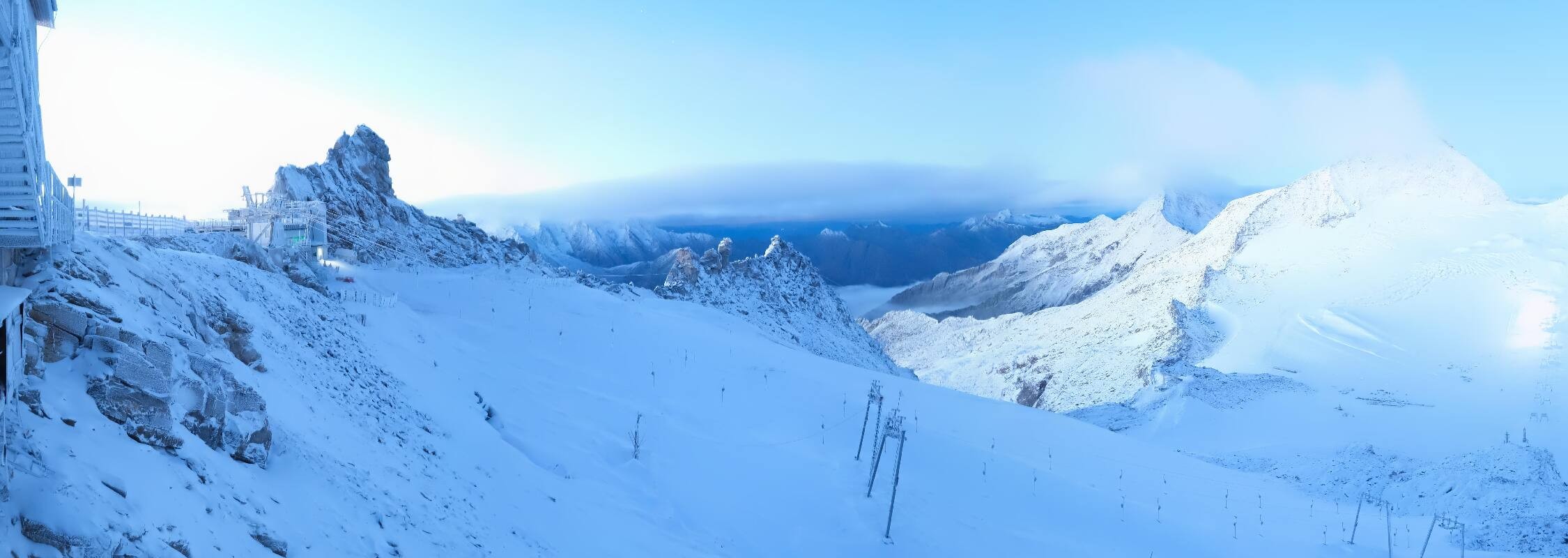Archiv Foto Webcam Hintertuxer Gletscher - Ausblick Gefrorene Wand