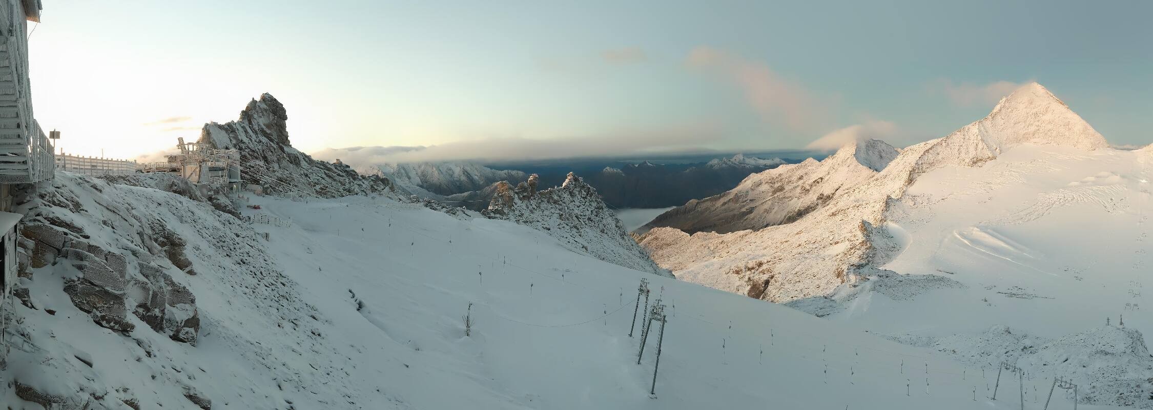 Archiv Foto Webcam Hintertuxer Gletscher - Ausblick Gefrorene Wand