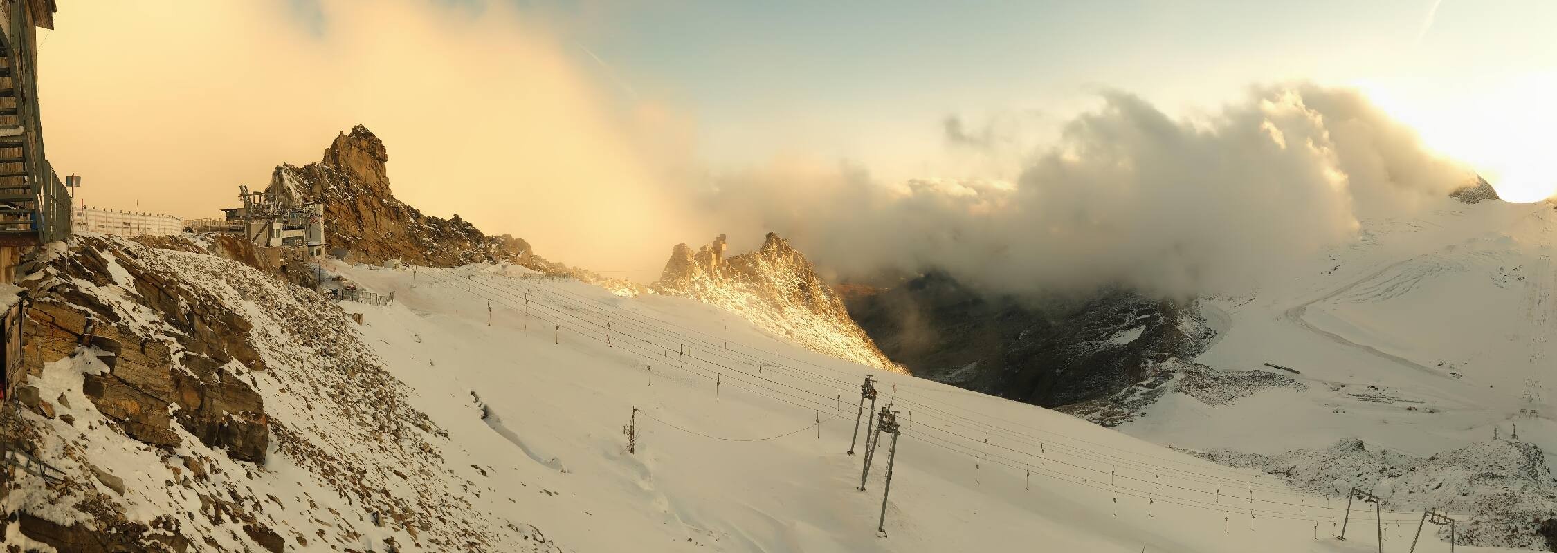 Archiv Foto Webcam Hintertuxer Gletscher - Ausblick Gefrorene Wand