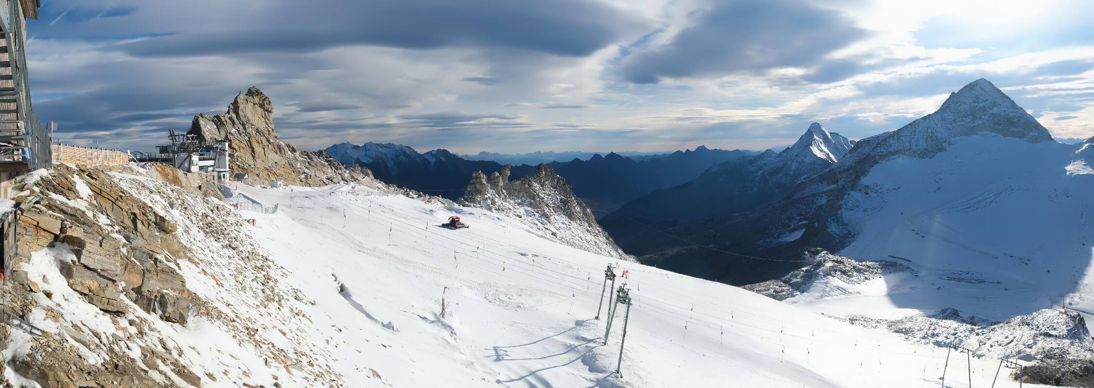 Archiv Foto Webcam Hintertuxer Gletscher - Ausblick Gefrorene Wand