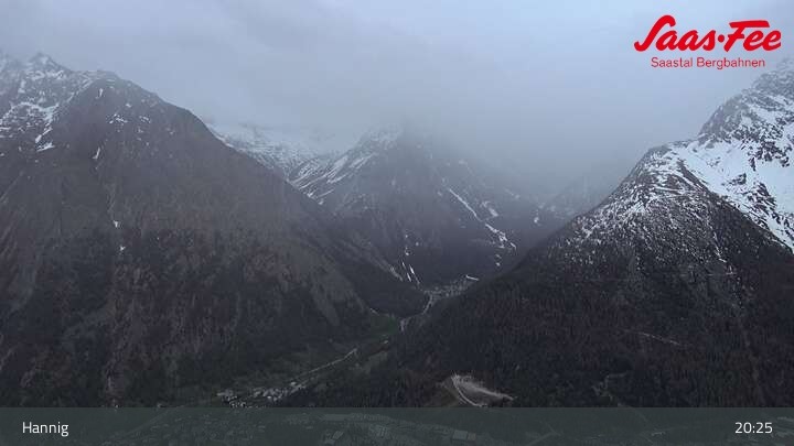 Archived image Webcam Saas-Fee: View from Hannig top station