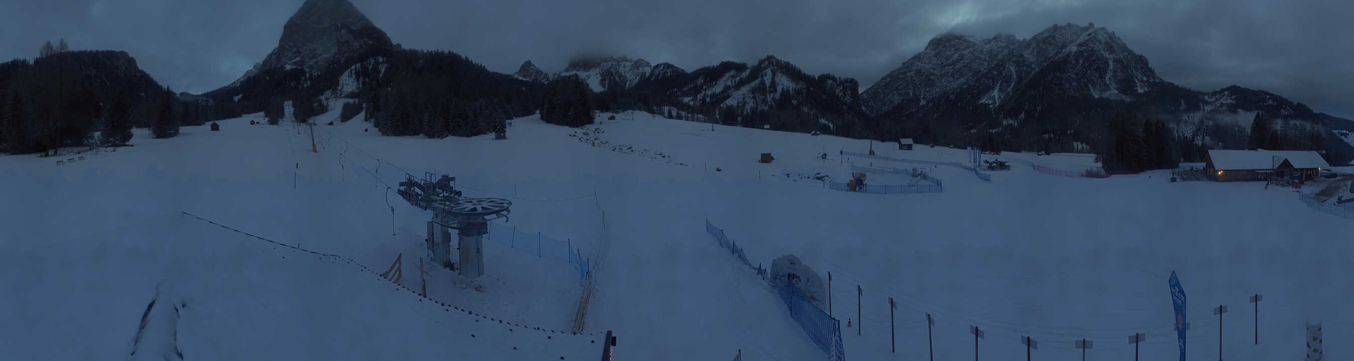 Archived image Webcam 3 Zinnen Dolomites - Skilifts Braies (Prags)