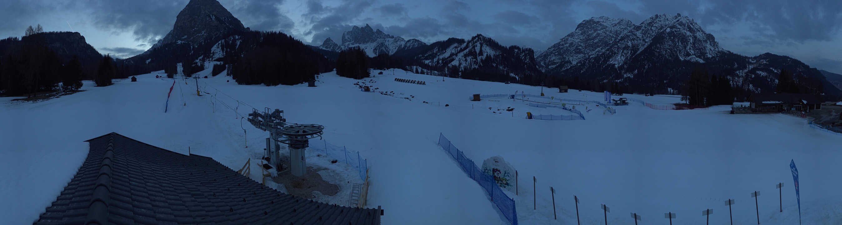 Archiv Foto Webcam Drei Zinnen Dolomiten - Skilifte Prags
