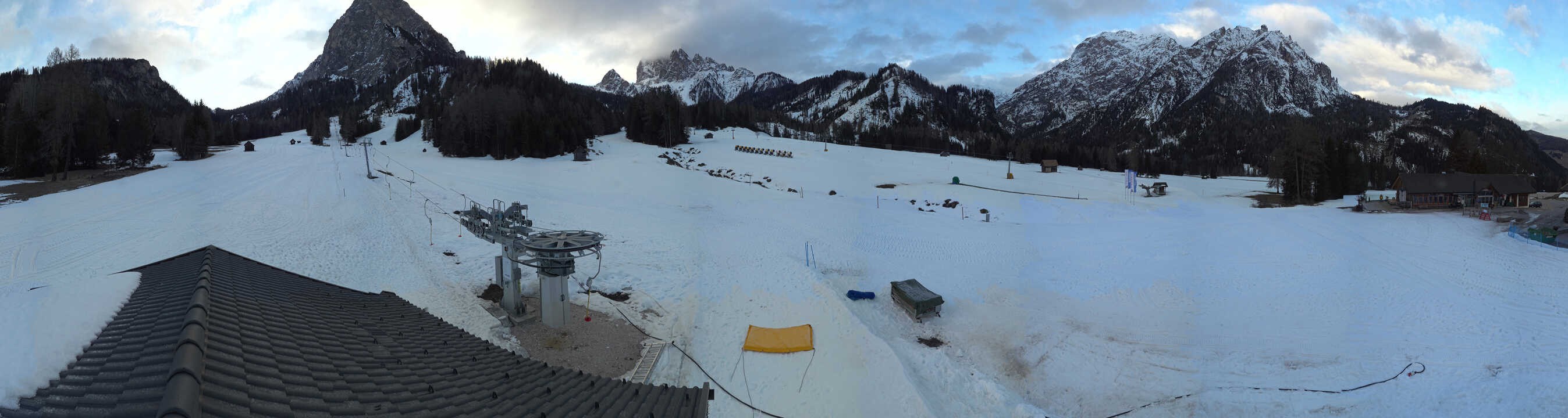 Archiv Foto Webcam Drei Zinnen Dolomiten - Skilifte Prags