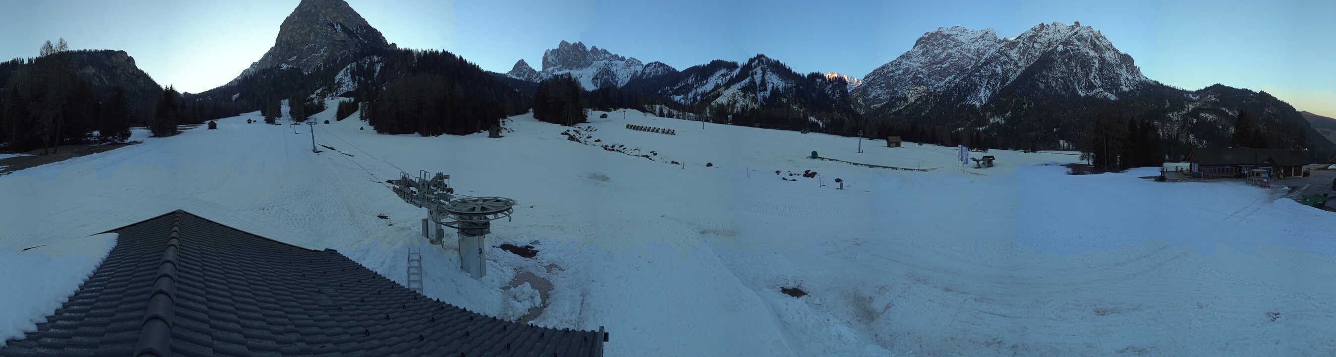 Archiv Foto Webcam Drei Zinnen Dolomiten - Skilifte Prags