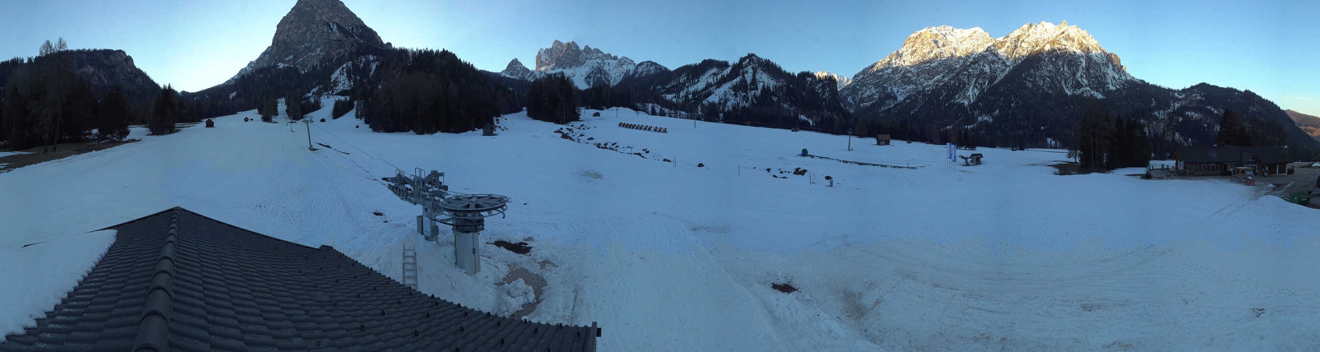 Archived image Webcam 3 Zinnen Dolomites - Skilifts Braies (Prags)