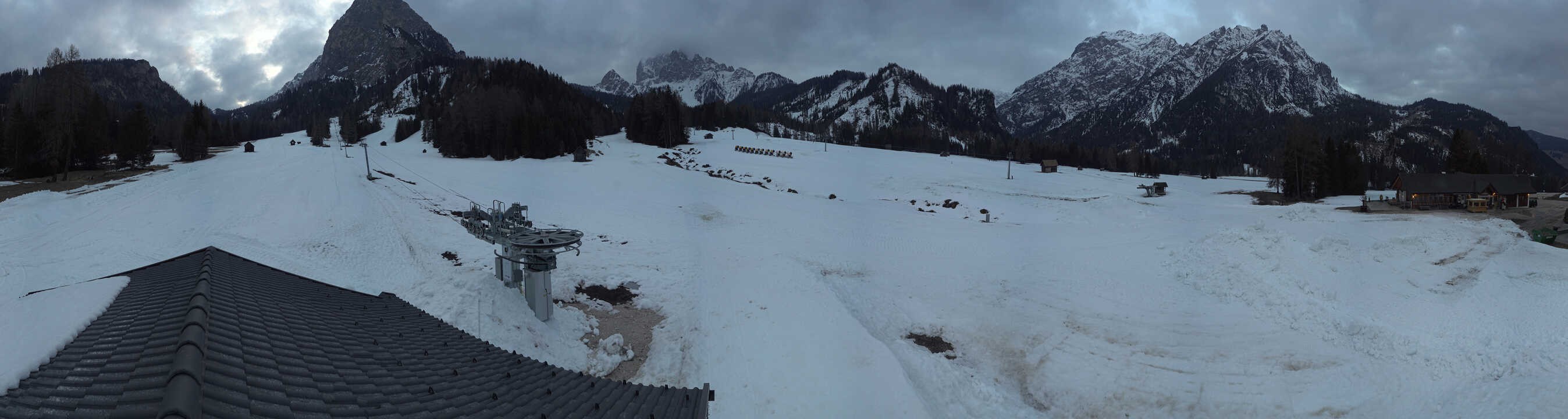 Archiv Foto Webcam Drei Zinnen Dolomiten - Skilifte Prags