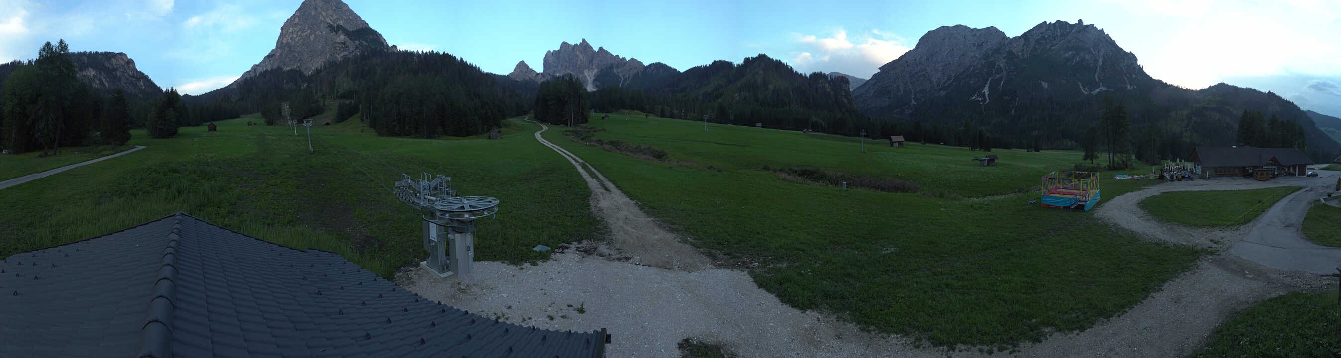 Archived image Webcam 3 Zinnen Dolomites - Skilifts Braies (Prags)