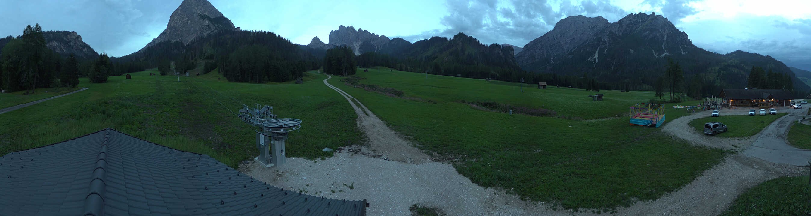 Archived image Webcam 3 Zinnen Dolomites - Skilifts Braies (Prags)