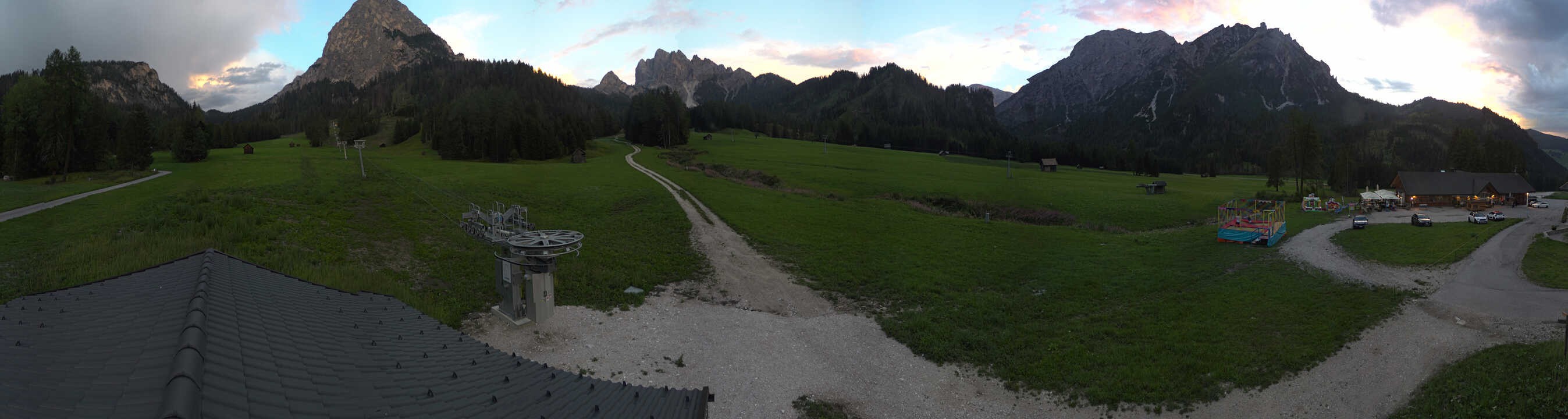 Archived image Webcam 3 Zinnen Dolomites - Skilifts Braies (Prags)