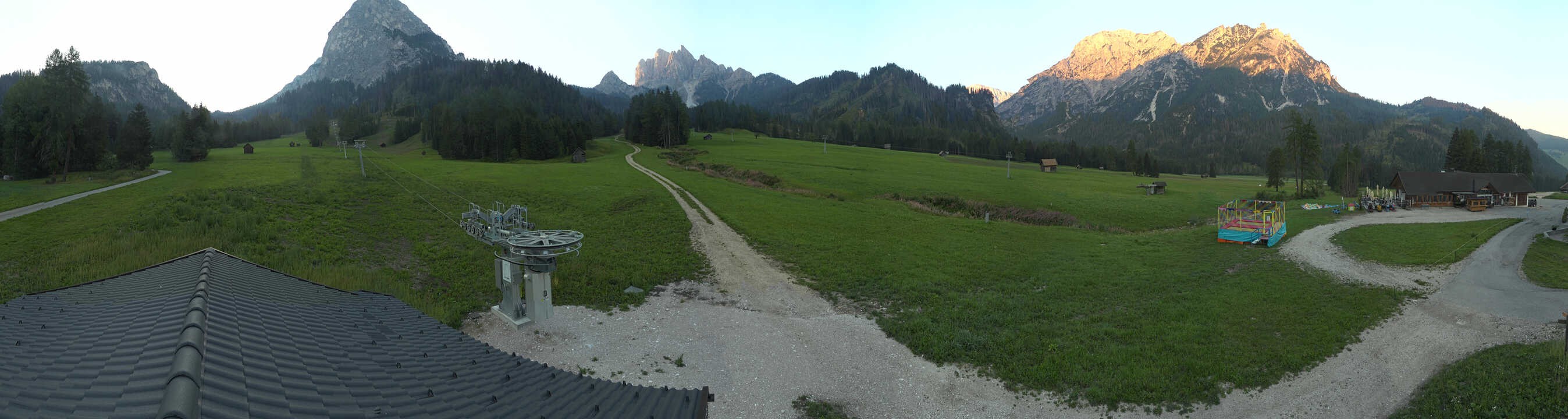 Archived image Webcam 3 Zinnen Dolomites - Skilifts Braies (Prags)